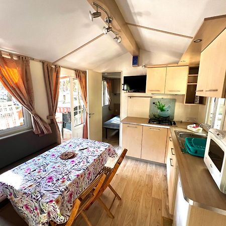 Buona Mobile Homes On Camping Mare E Pineta Lido di Spina Bagian luar foto