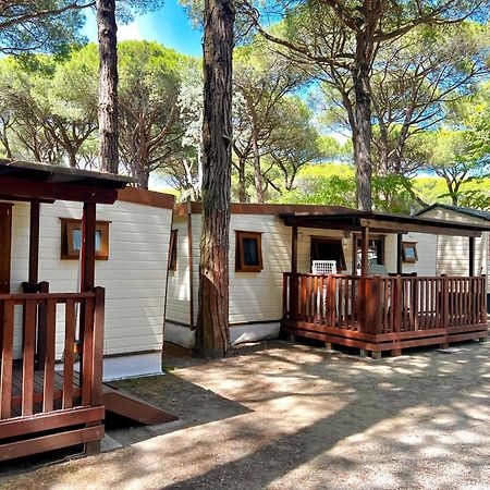 Buona Mobile Homes On Camping Mare E Pineta Lido di Spina Bagian luar foto