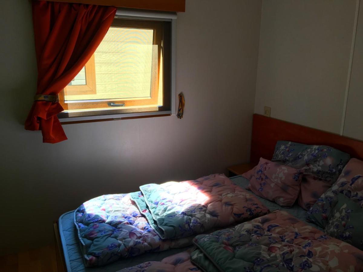 Buona Mobile Homes On Camping Mare E Pineta Lido di Spina Bagian luar foto