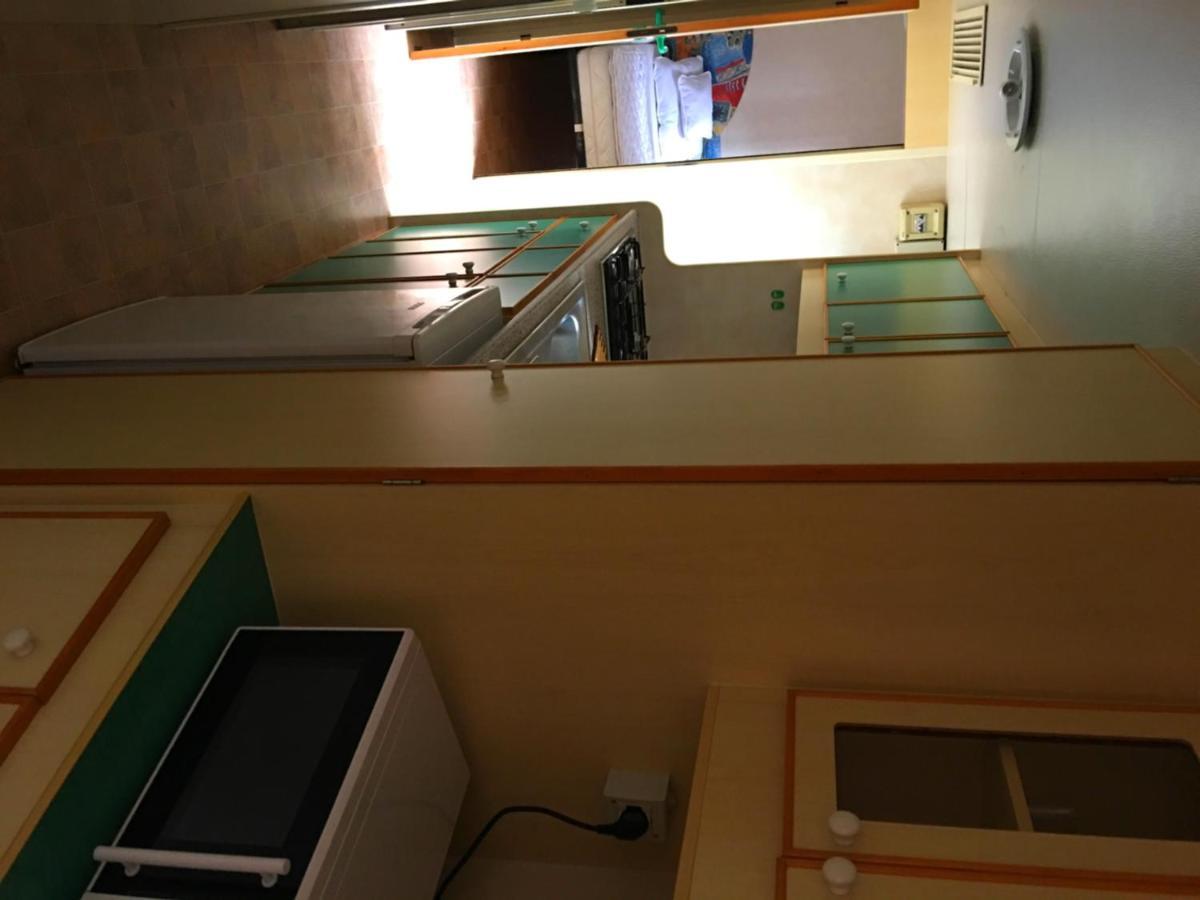 Buona Mobile Homes On Camping Mare E Pineta Lido di Spina Bagian luar foto