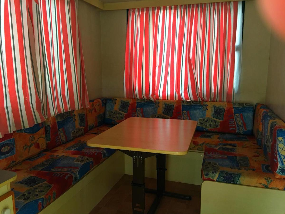 Buona Mobile Homes On Camping Mare E Pineta Lido di Spina Bagian luar foto