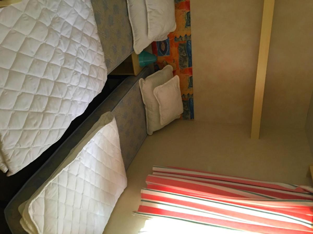 Buona Mobile Homes On Camping Mare E Pineta Lido di Spina Bagian luar foto