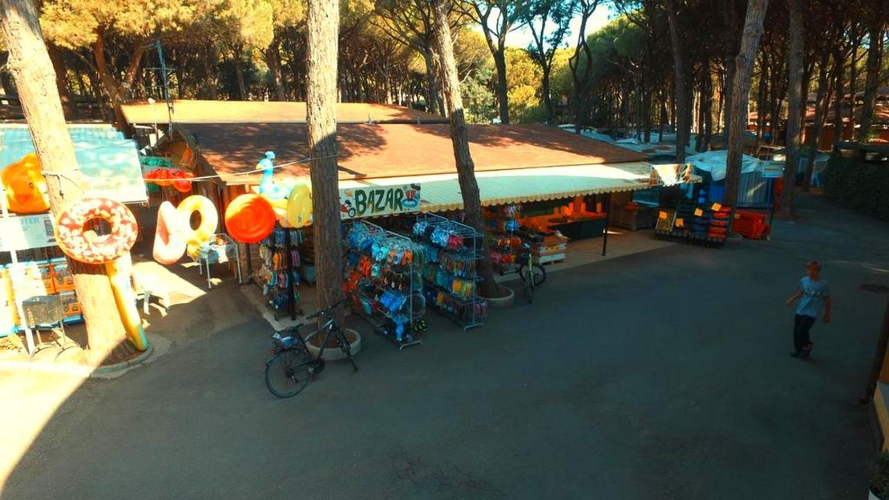 Buona Mobile Homes On Camping Mare E Pineta Lido di Spina Bagian luar foto