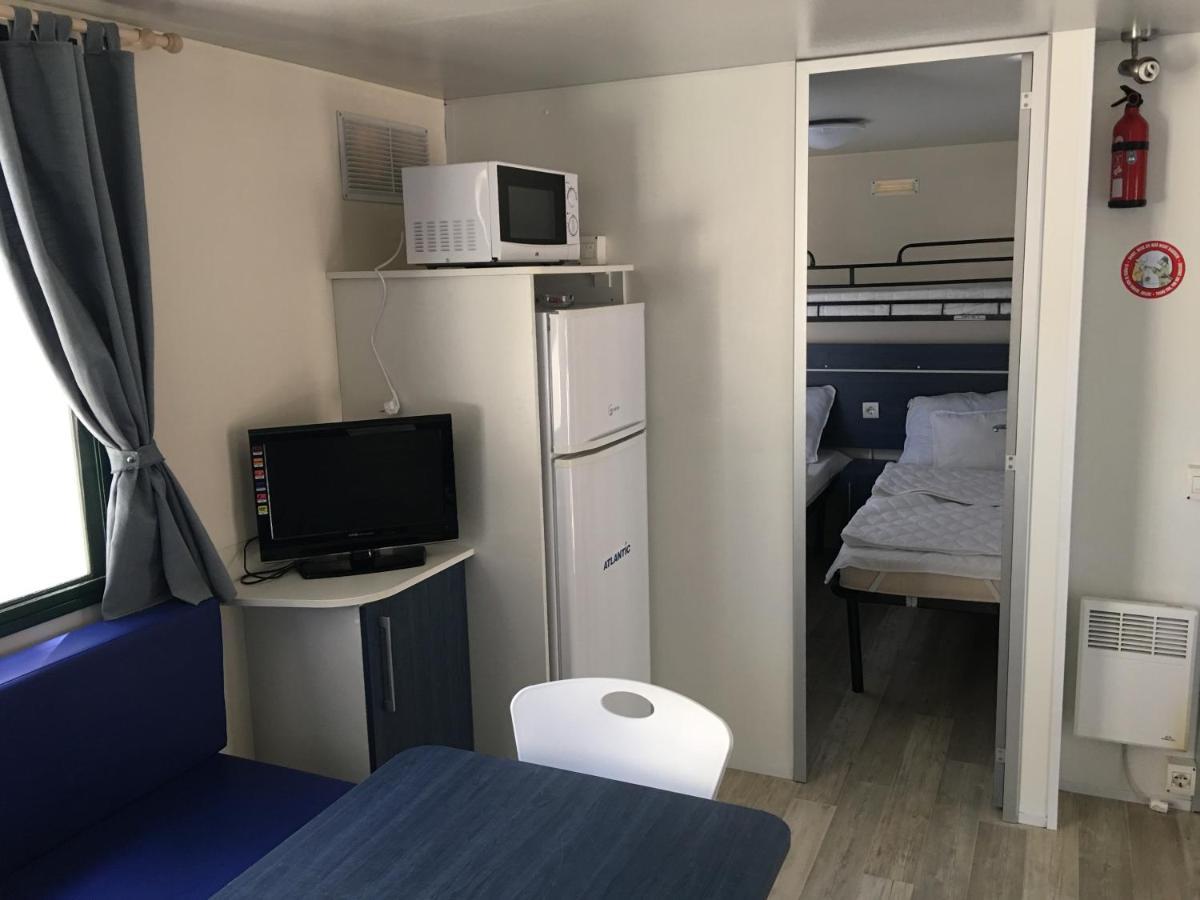 Buona Mobile Homes On Camping Mare E Pineta Lido di Spina Bagian luar foto