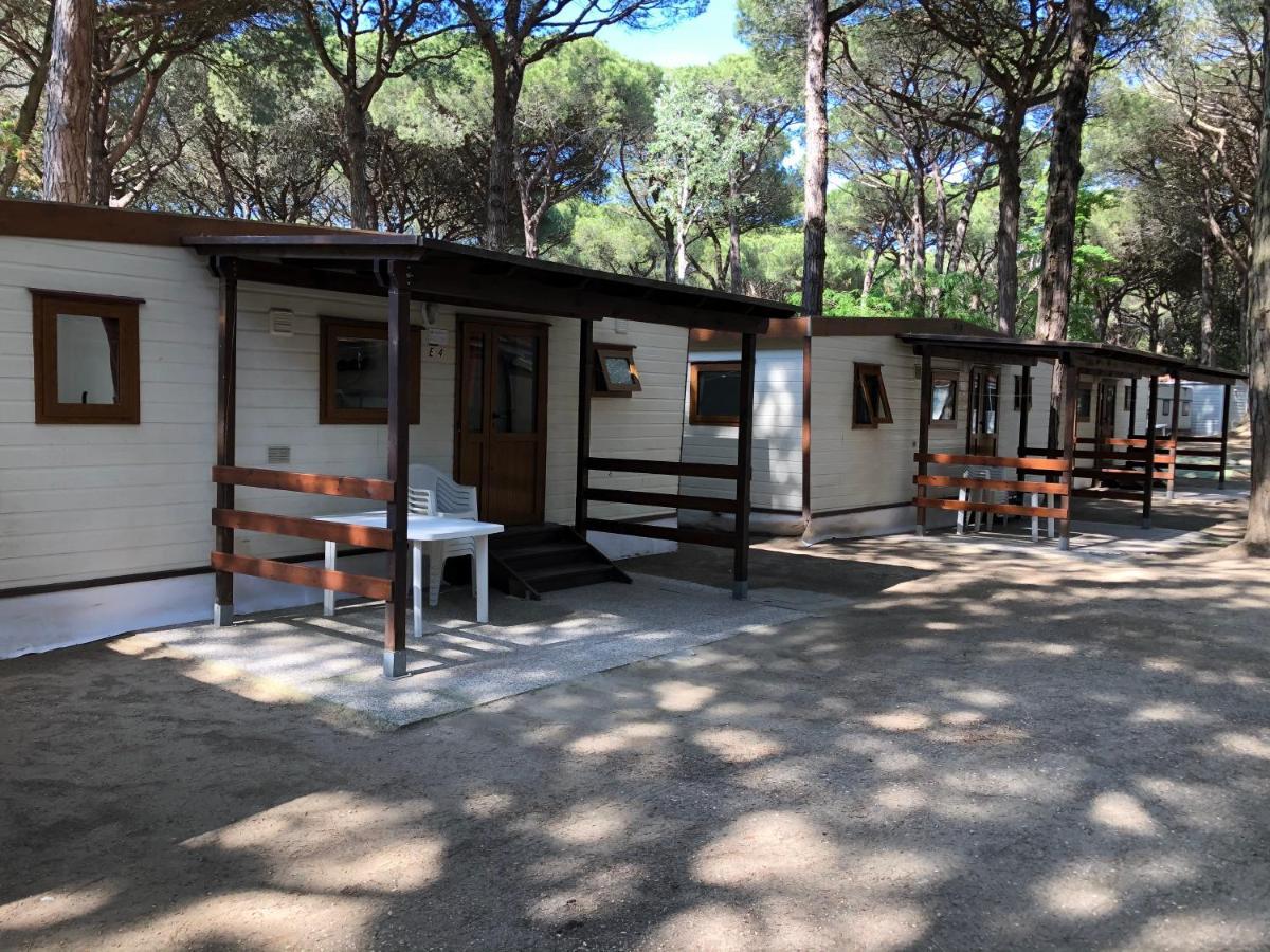 Buona Mobile Homes On Camping Mare E Pineta Lido di Spina Bagian luar foto