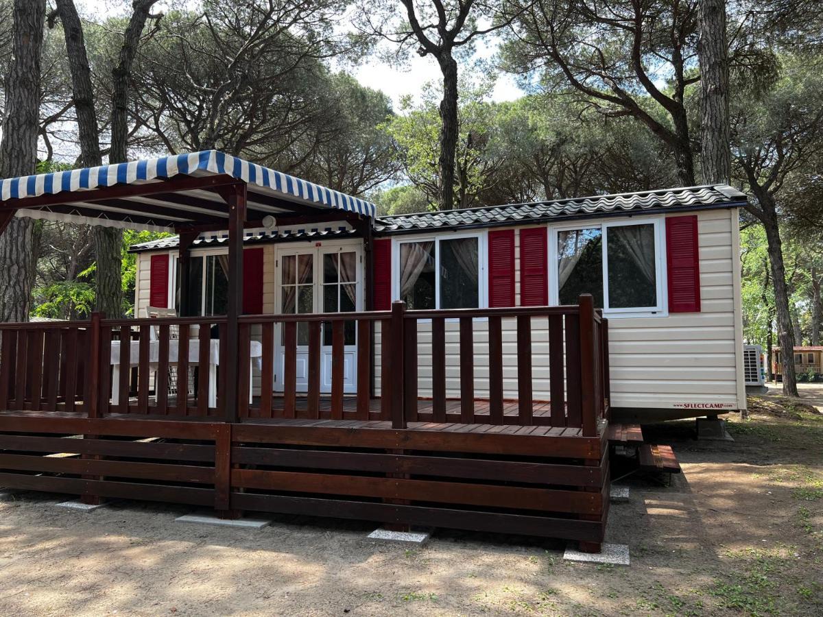 Buona Mobile Homes On Camping Mare E Pineta Lido di Spina Bagian luar foto