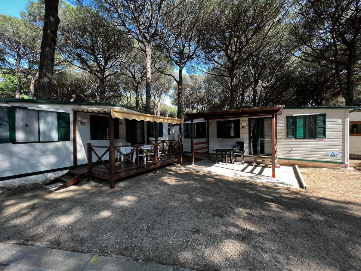 Buona Mobile Homes On Camping Mare E Pineta Lido di Spina Bagian luar foto