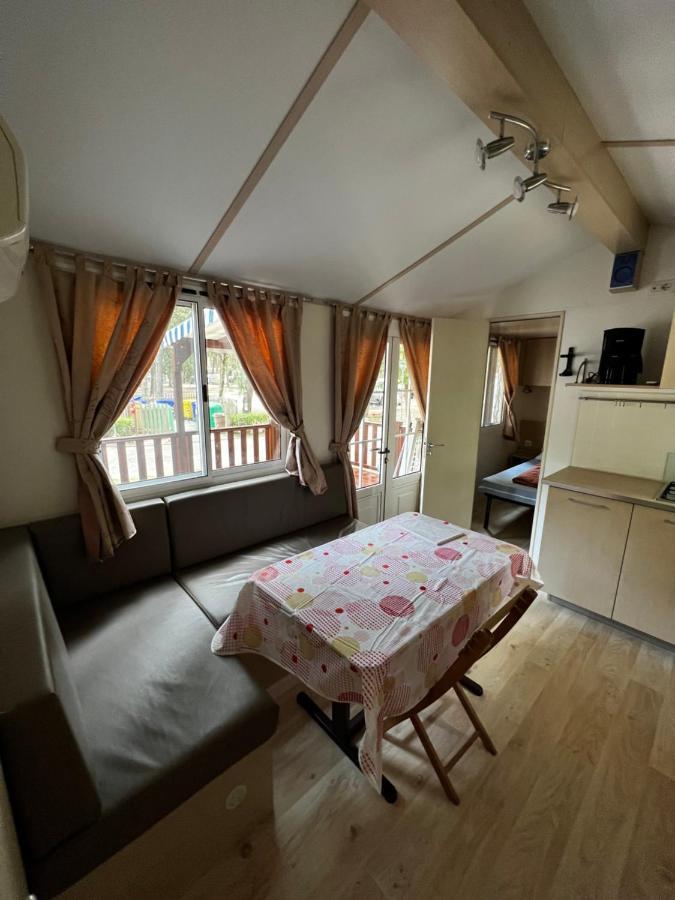 Buona Mobile Homes On Camping Mare E Pineta Lido di Spina Bagian luar foto
