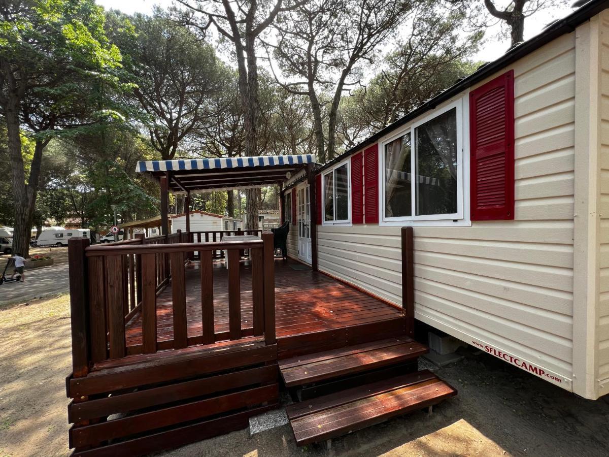 Buona Mobile Homes On Camping Mare E Pineta Lido di Spina Bagian luar foto