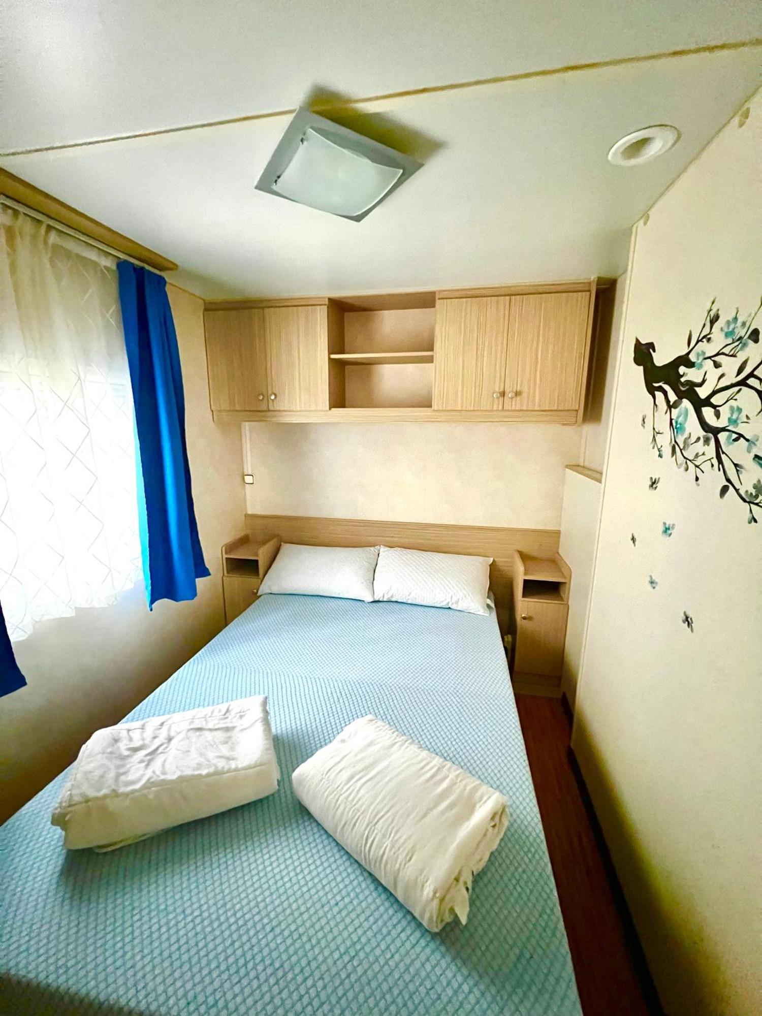 Buona Mobile Homes On Camping Mare E Pineta Lido di Spina Bagian luar foto