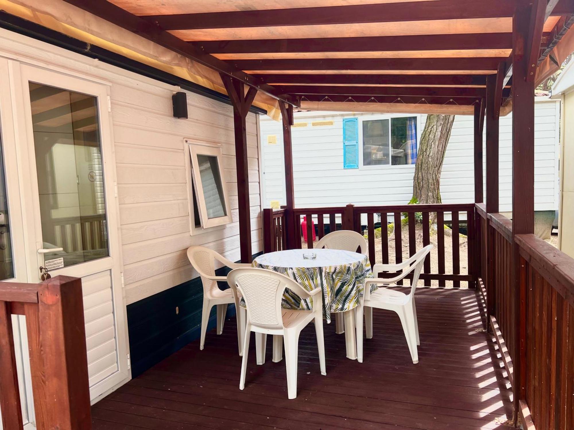 Buona Mobile Homes On Camping Mare E Pineta Lido di Spina Bagian luar foto